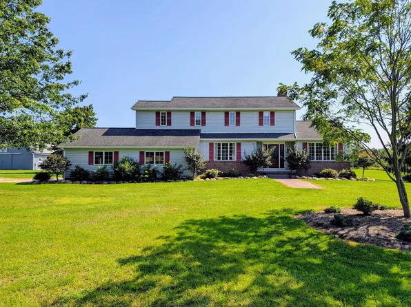 7921 Old State Rd, Cranesville, PA 16410