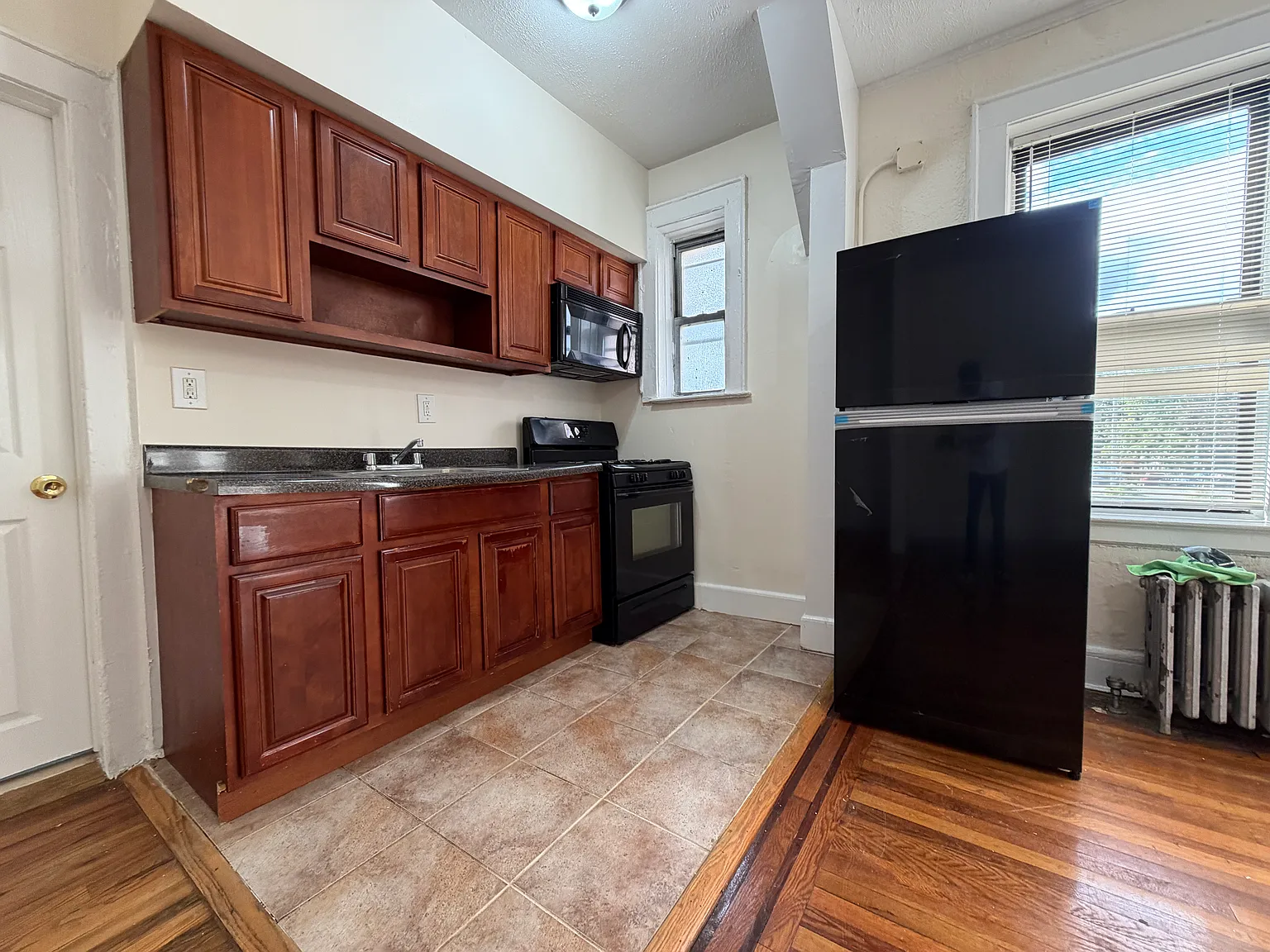 1 bed, 650 sqft, $1,650 — Photo 3