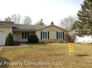 4787 Stauffer Ave SE, Kentwood, MI 49508