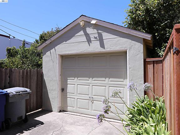 2nd image of 670 Estudillo Ave