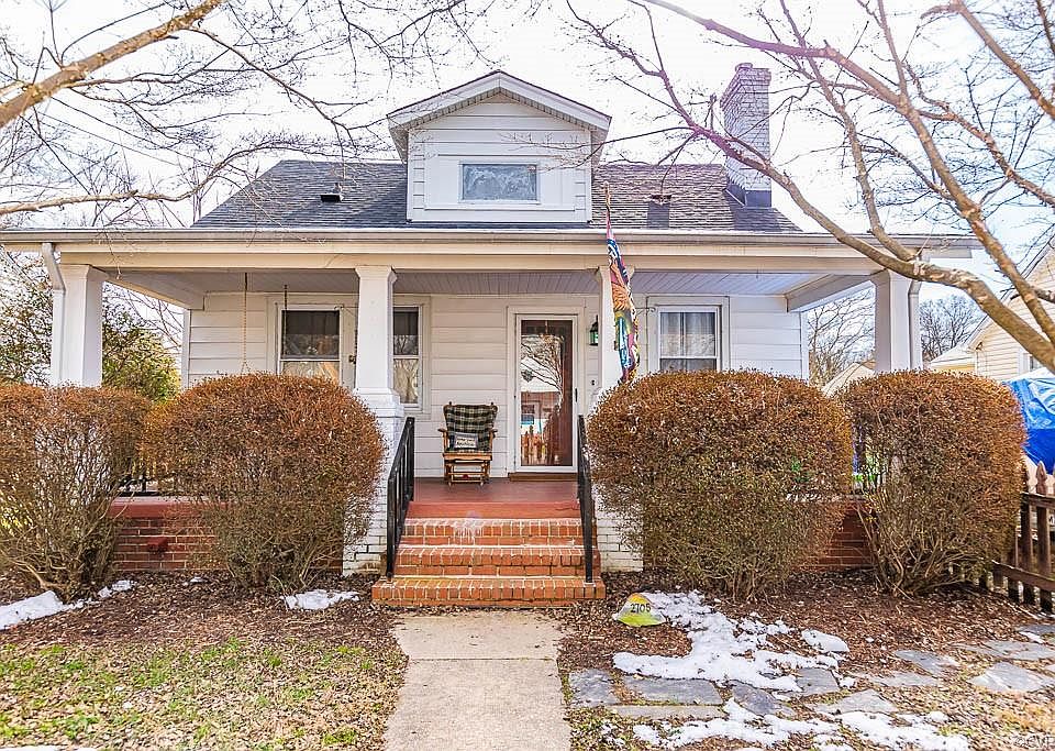 1st image of 2705 Irisdale Ave