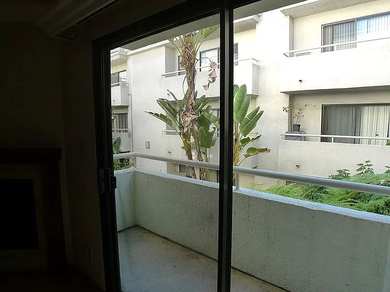 North Tower Apts — Photo 14