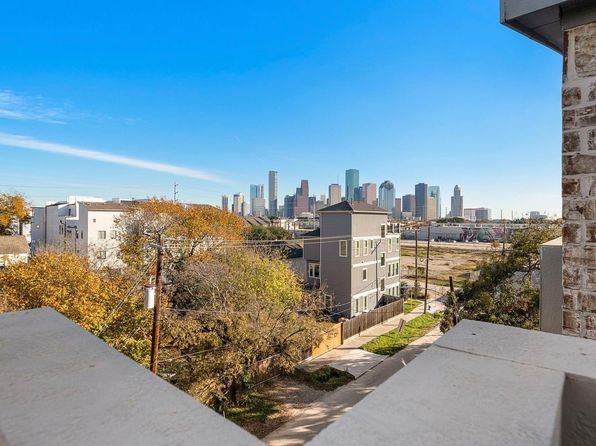2103 Crockett St, Houston, TX 77007