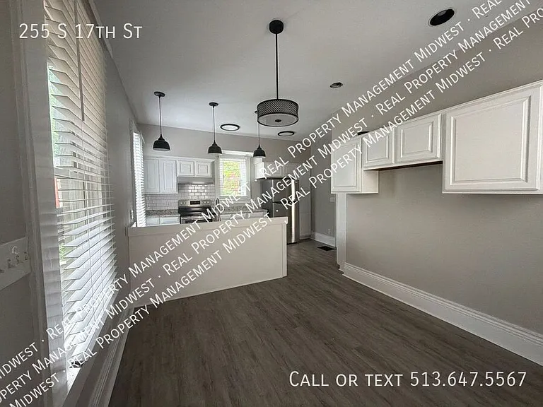 255 S 17th St — Photo 8