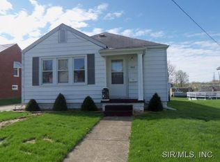 908 W Lincoln St, Vandalia, IL 62471