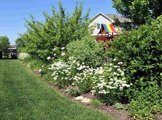 2062 Essex Dr, Sun Prairie, WI 53590