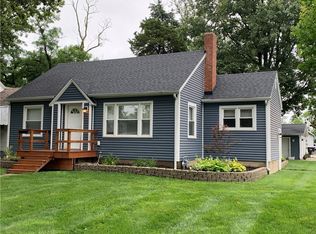 1721 11th St, Charleston, IL 61920