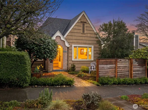 7740 18th Avenue NE, Seattle, WA 98115