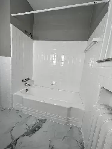 728 Summerlea St #1 — Photo 2