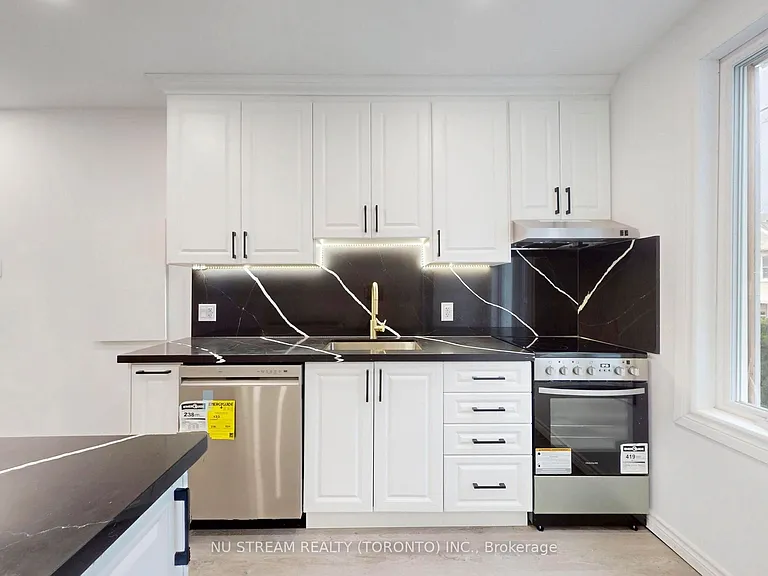 393 Jones Ave #UPPER — Photo 21