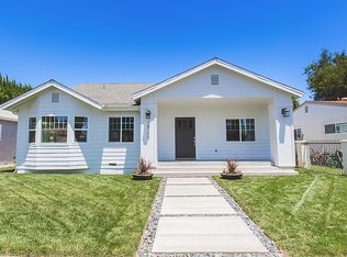 16709 Magnolia Blvd, Encino, CA 91436