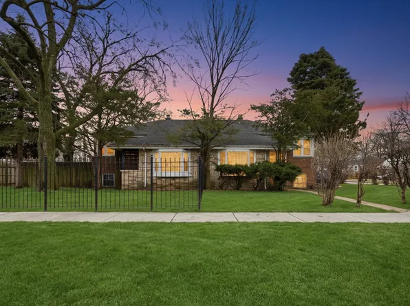 2247 E 96th St, Chicago, IL 60617