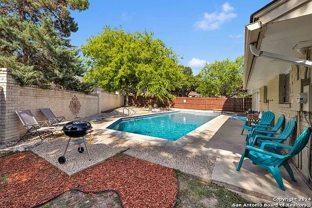 103 Shalimar Dr — Photo 47