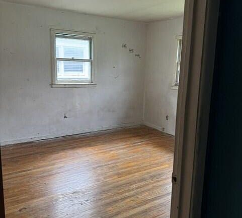 3rd image of 1617 Hassell St
