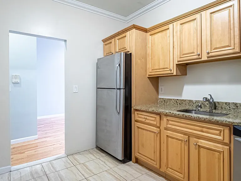 6314 Park Ave #5 — Photo 4