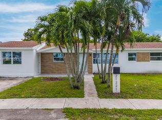 21221 NW 27th Ct, Miami Gardens, FL 33056