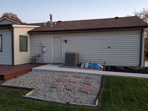 North Side of Garage 