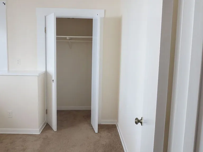 5263 Locksley Ave — Photo 16