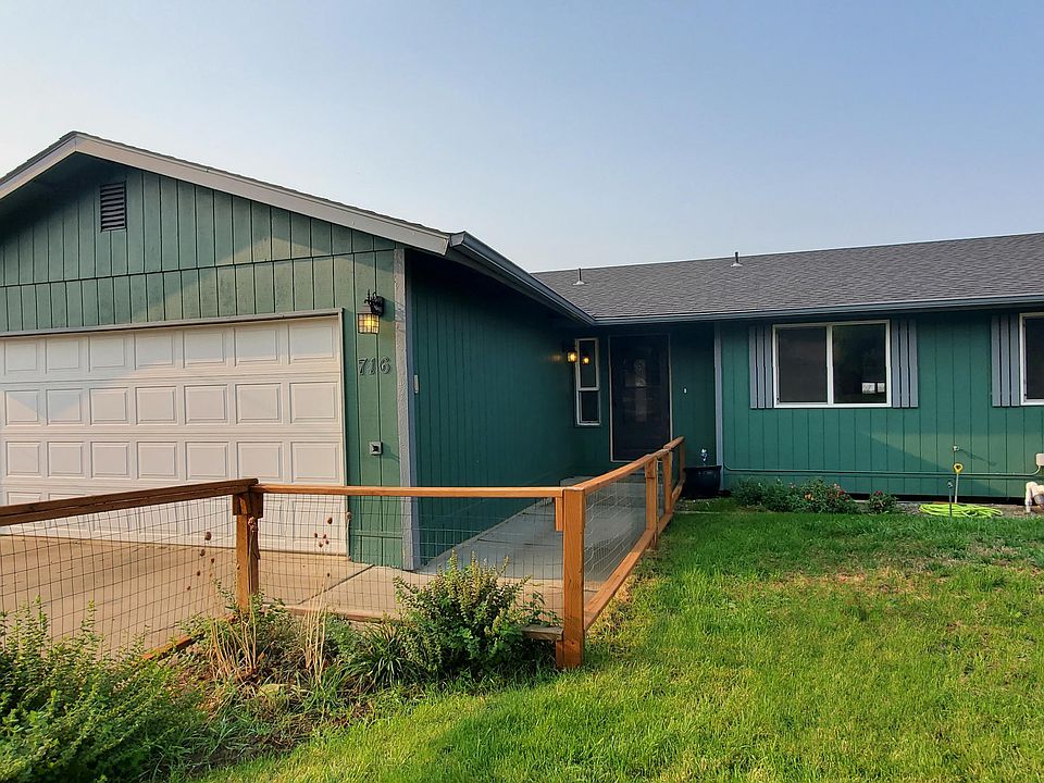 1st image of 716 N Cascadia Park Dr
