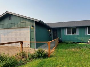 716 N Cascadia Park Dr, Yakima, WA 98901