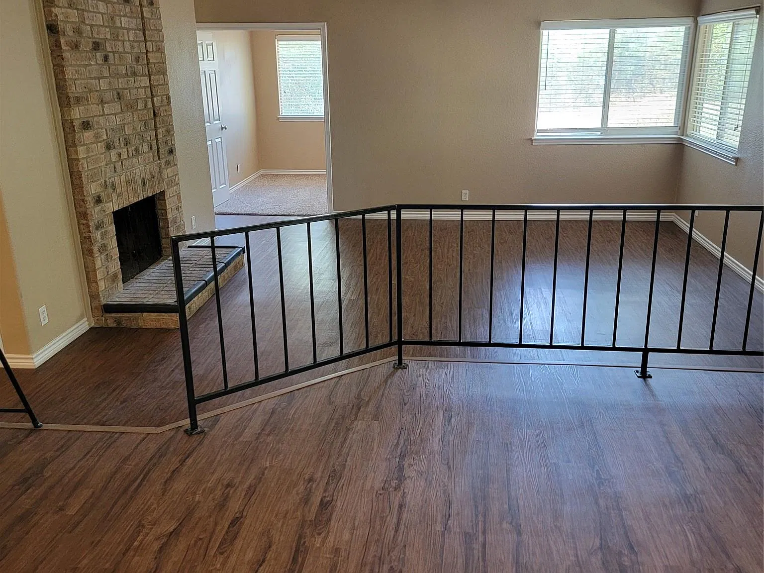 3 bed, 2.0 bath, 2249 sqft, $1,695 — Photo 4