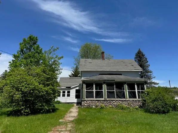 8420 E Center St, Chase, MI 49623