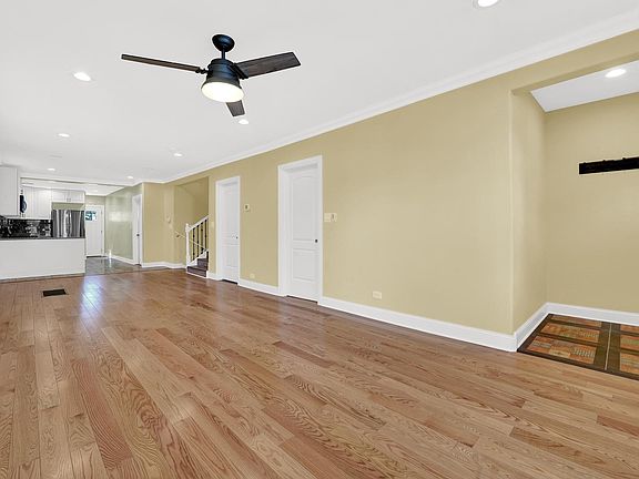 4th image of 8548 S Rhodes Ave