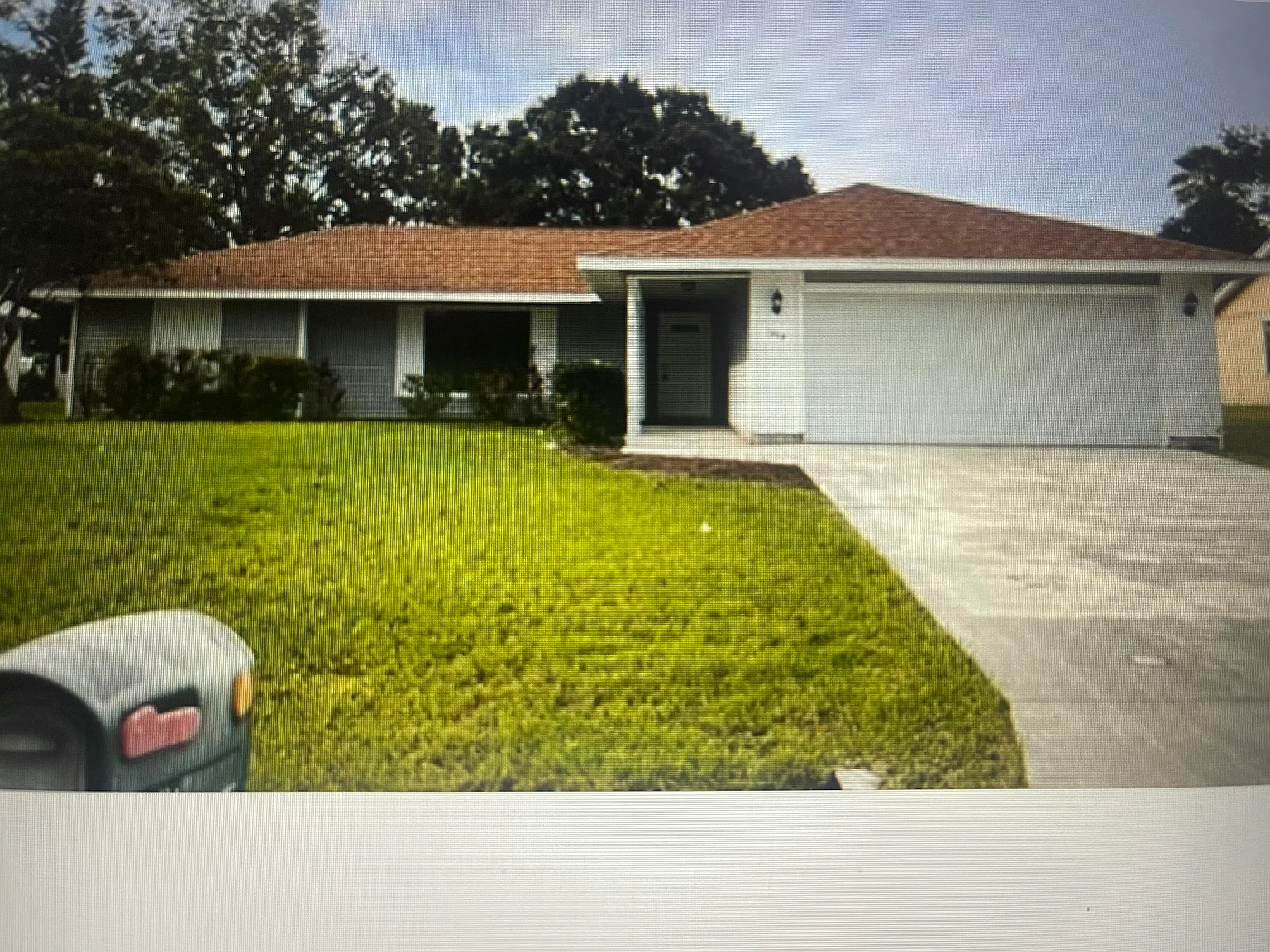 3 bed, 2.0 bath, 1811 sqft, $2,501 — Photo 1