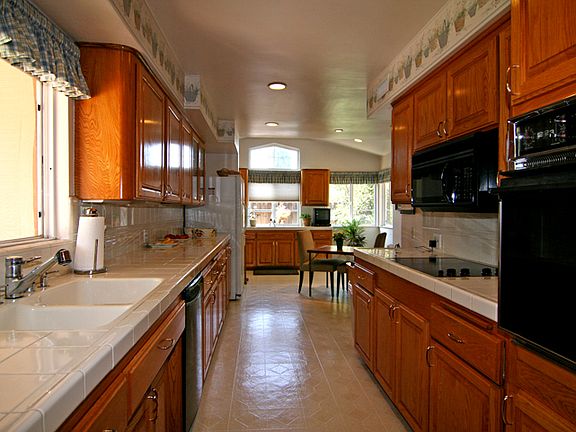2nd image of 1559 Lynoak Dr