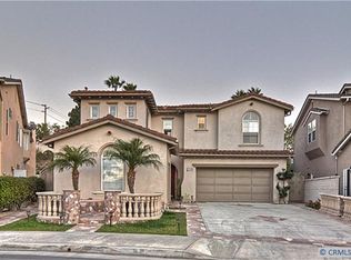 19249 Redford Ln, Huntington Beach, CA 92648