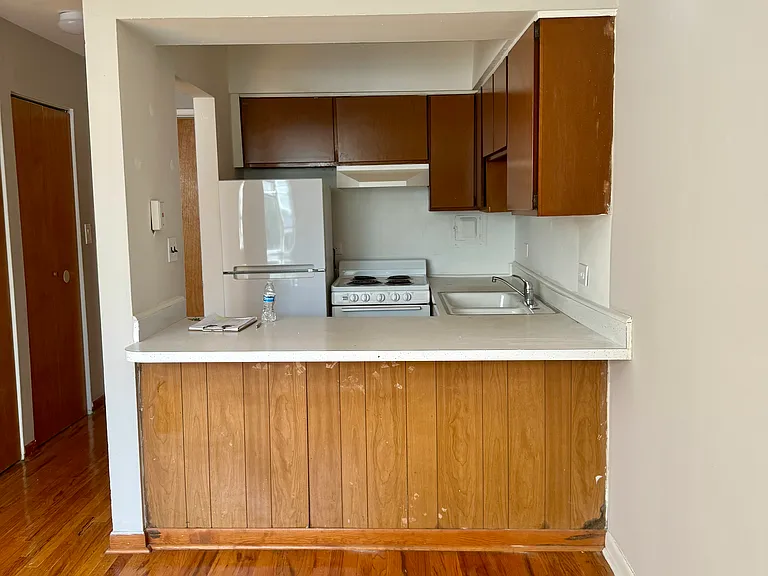 123 N Central Ave #210 — Photo 5