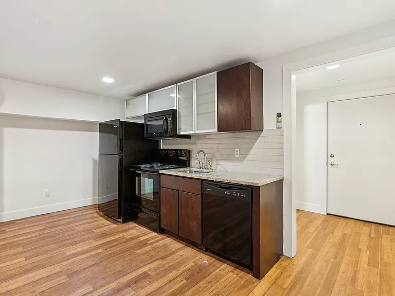 Modern Temple Apartments — Photo 7