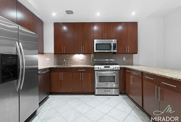 Rented by Mirador Real Estate | media 16