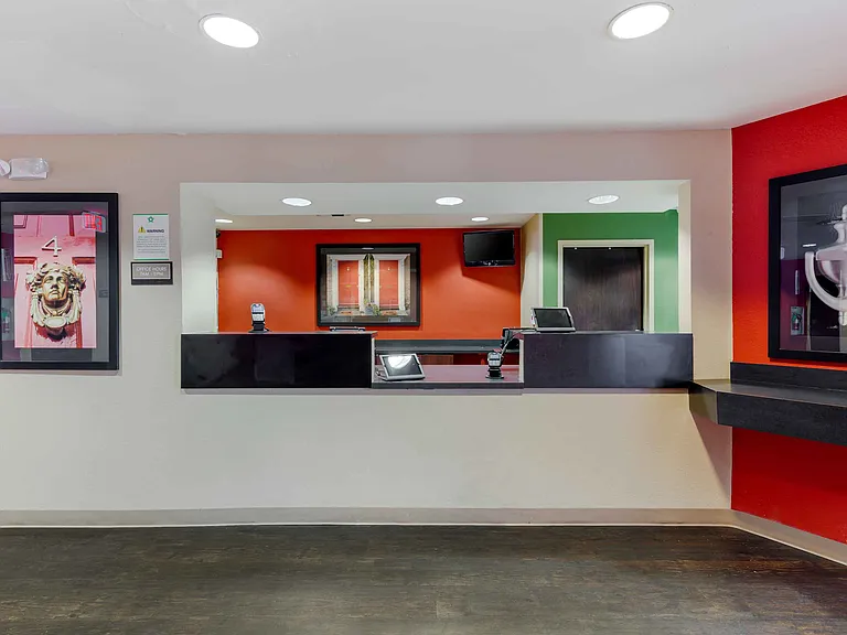 Lobby and Guest Check-in