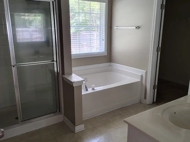 1418 Dulwich Ct — Photo 5