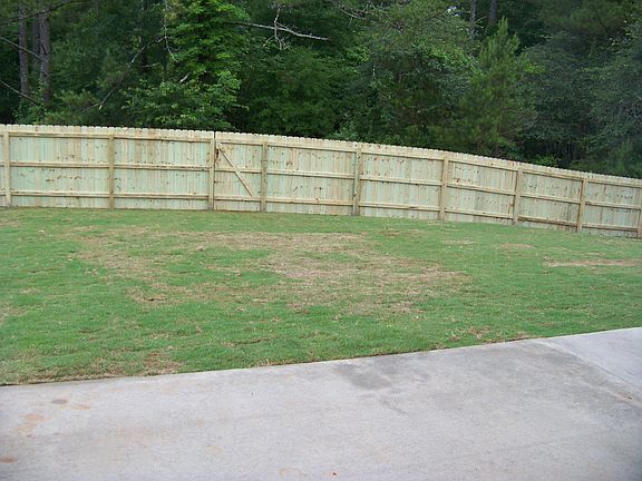4th image of 137 Haleys Cir