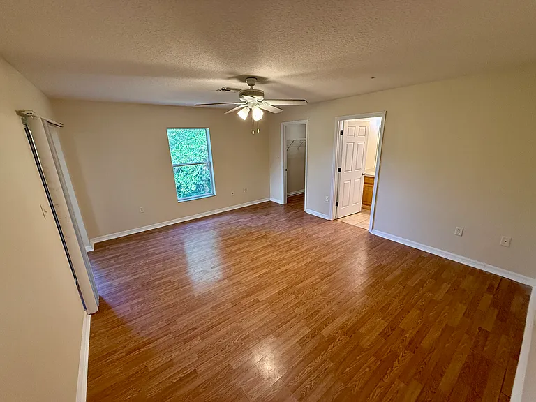 100 Morningview Dr — Photo 5