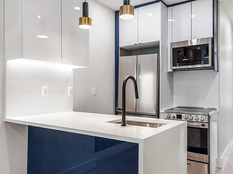 893 4th Ave #2C — Photo 7