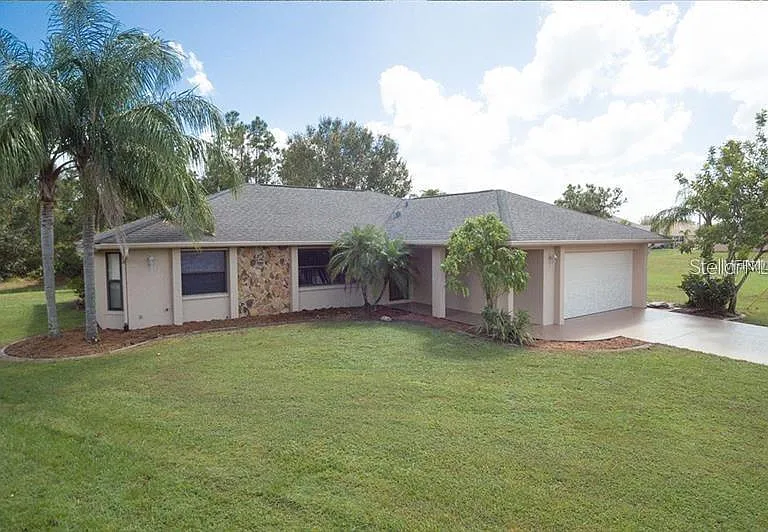 25230 Campos Dr — Photo 1