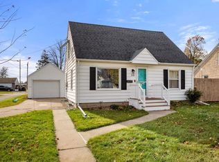 115 W 3rd St, Kimberly, WI 54136