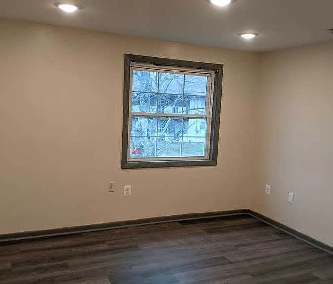14 Wedgewood Dr #14-L — Photo 16