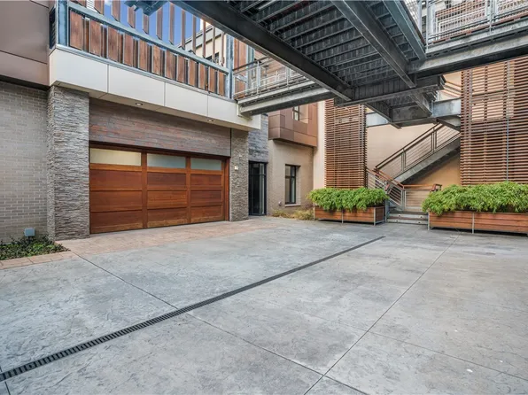 215 25th St #6, Pittsburgh, PA 15222