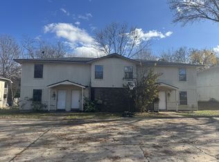 500 N Betty Jo Dr, Fayetteville, AR 72701