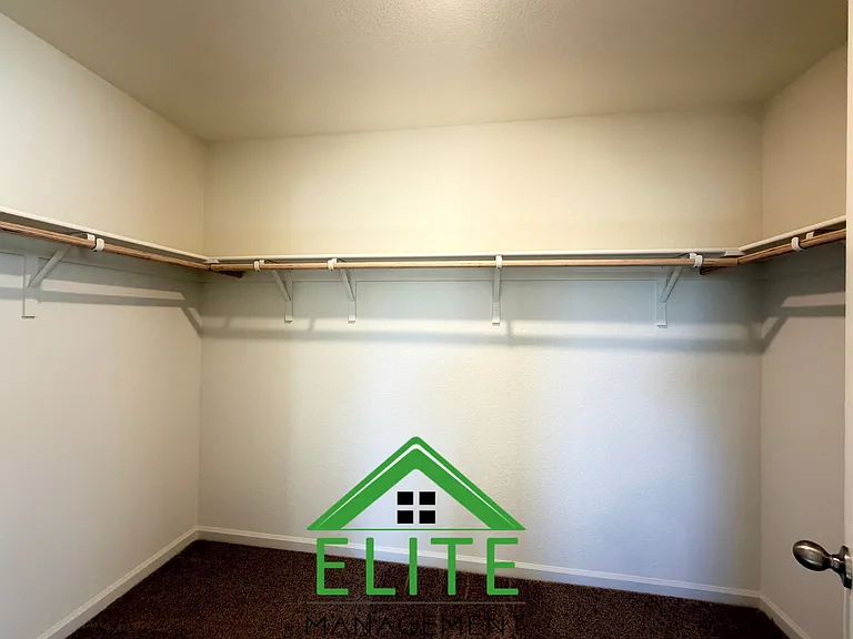 3568 Misty Lake Dr — Photo 15
