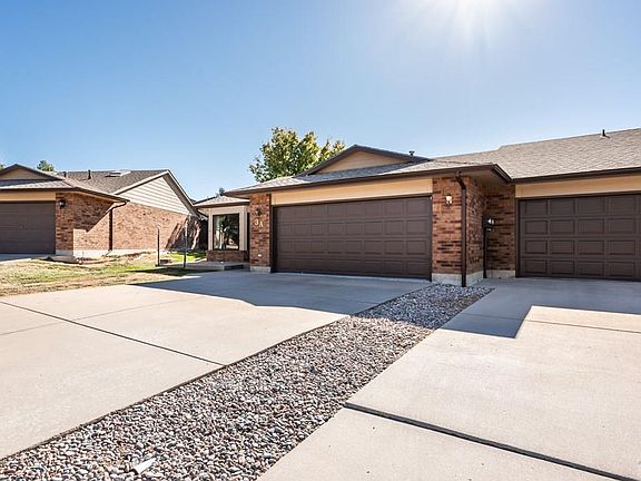 3rd image of 3 Windbridge Ln