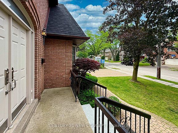 3rd image of 351 Byng Ave