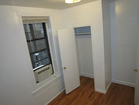 Rented by Concept Real Estate Group | media 19