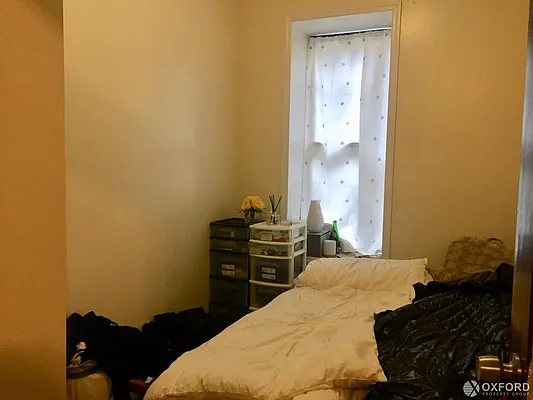 Rented by Oxford Property Group | media 19