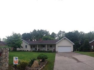 89 Staffhouse Rd, Point Pleasant, WV 25550