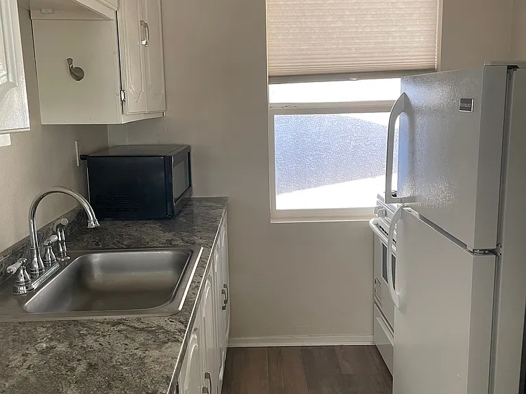701 Utah St #A — Photo 6
